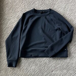 Elegant Navy Crew Neck Sweater for Women
